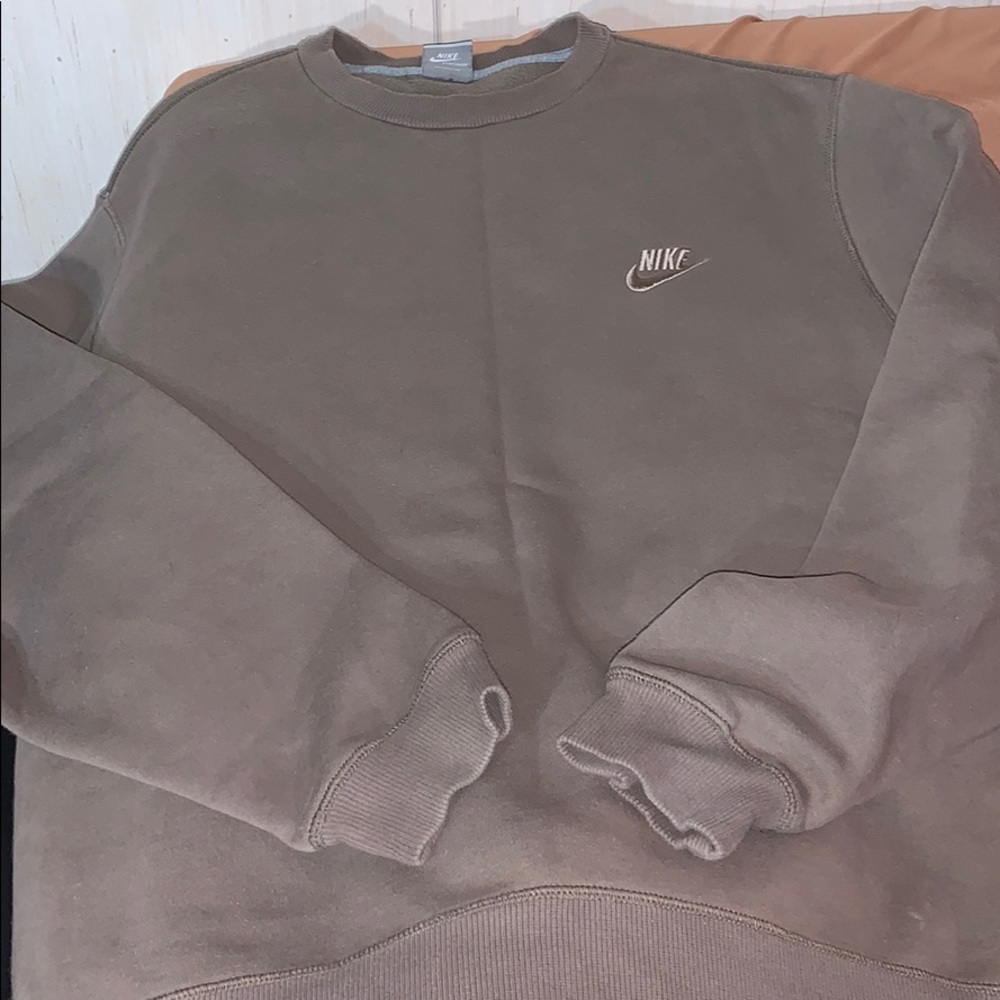 Nike sweatshirt